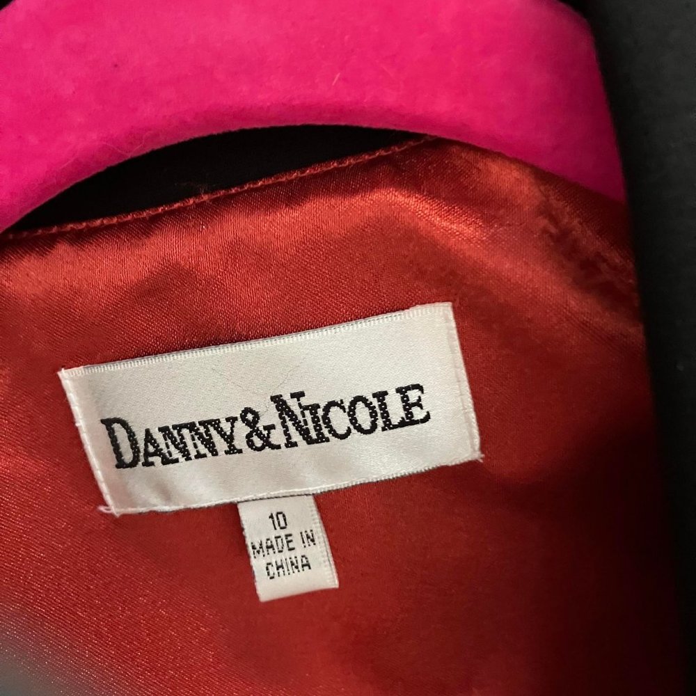 Danny & Nicole Black Suit Dress with blazer size 10 - Picture 8 of 9